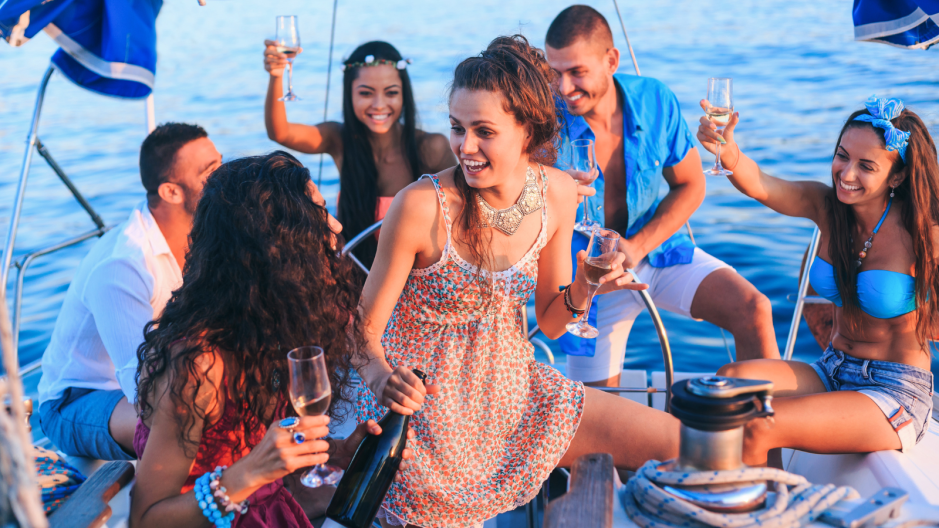 How to throw a yacht party